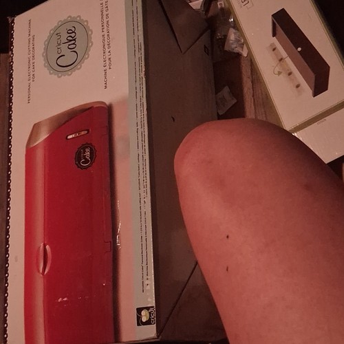 New sealed cricut - cricut, cake