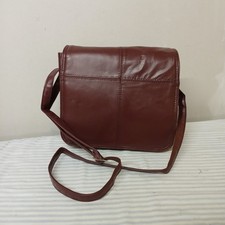 Large Ladies Crossbody Bag Burgundy Faux Leather Lots of Pockets New Without Tag