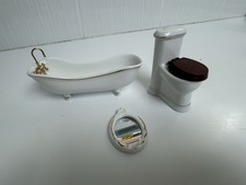 Dolls House 1:12 Porcelain Toilet Bath & Mirror