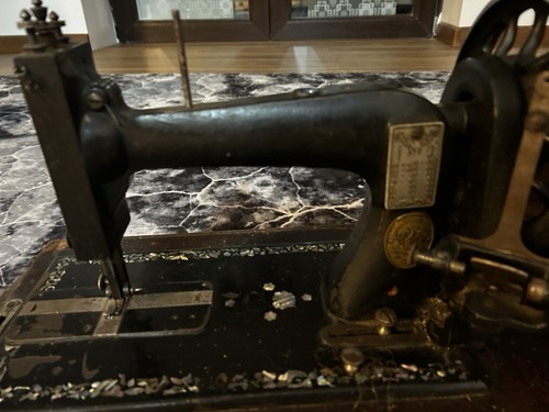 Antique singer sewing machine - antique,