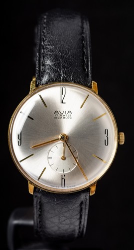 Avia silver sunburst sub dial - silver,