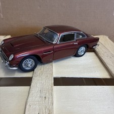 Danbury Mint 1:24 Aston Martin