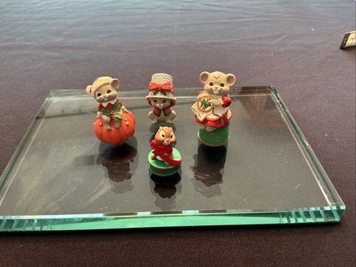 Hallmark merry miniatures lot - hallmark,