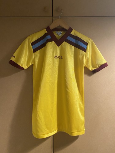 Burnley away shirt spall - fc,