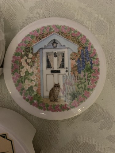 New cloverleaf melamine set - melamine,