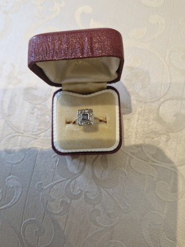 Vintage 18ct gold - gold, sapphire