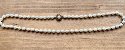 Vintage faux pearl necklace - vintage,