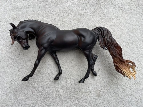 Rare retired breyer horse - rare,