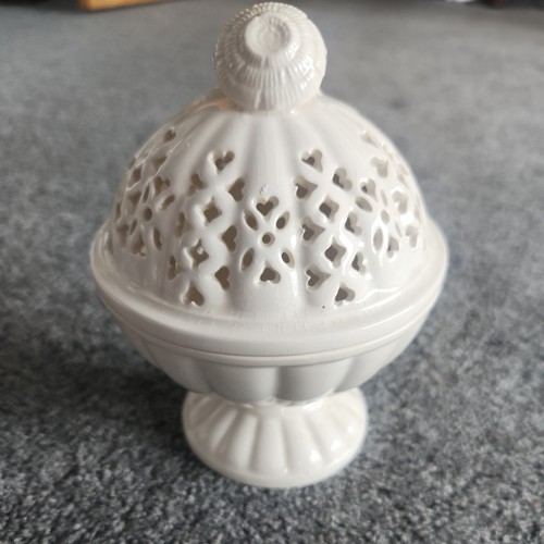 Royal creamware occasions - royal,