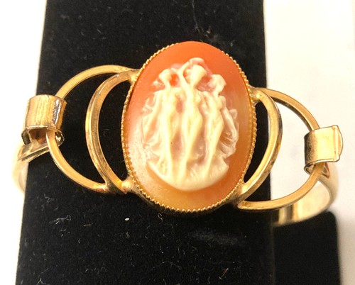 Vintage gold tone cuff