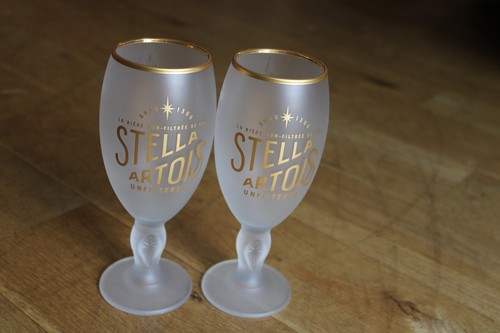 Stella artois half pint - x,