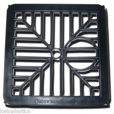 BLACK PLASTIC SQUARE DRAIN