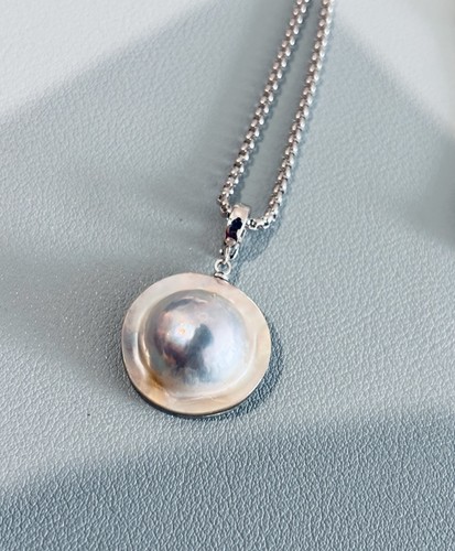 Large 25mm mabe pearl pendant - large,