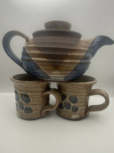 Vintage studio pottery tea - studio,