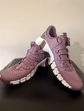 W Nike Metcons 5. Purple. Size