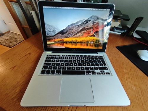 Macbook pro early - early, 2011