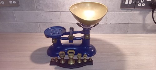 Vintage cast iron balance - vintage,