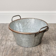 Medium Silver Galvanised Metal