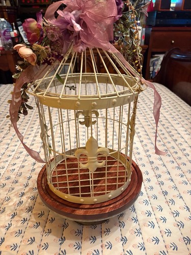 Cream wire birdcage - birdcage, de