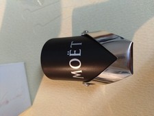 MOET CHANDON CHAMPAGNE BOTTLE