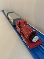 TOMY SKARLOEY & 2 BLUE COACHES Trackmaster Battery Train Thomas & Friends