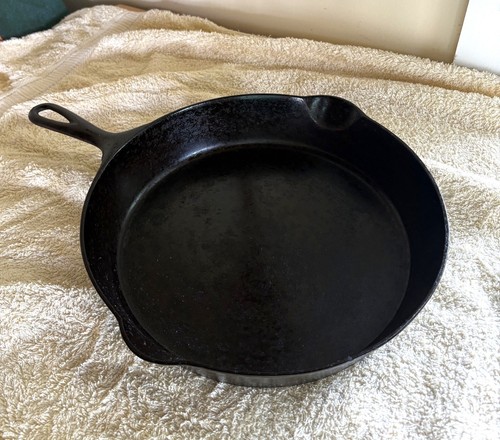 Antique erie 10a cast iron - antique,