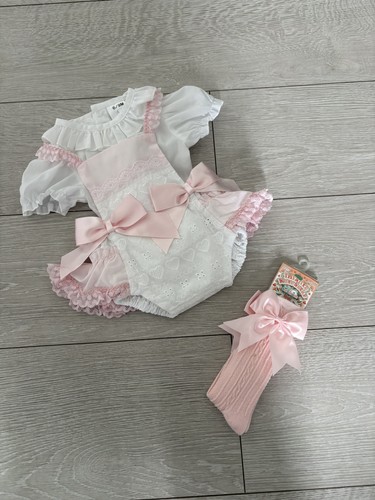 Wee spanish baby girls - spanish,