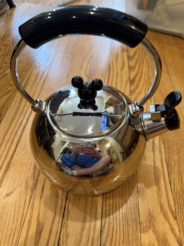 Disney mickey mouse - mickey, teapot