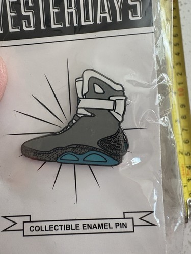 Back the future - the, nike