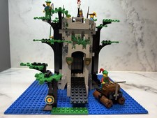 Vintage LEGO Castle 6077