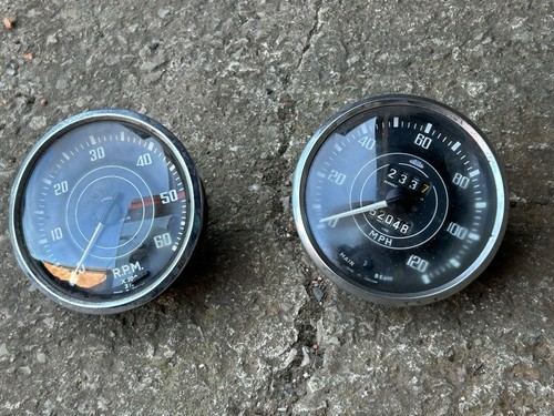 Triumph tr3 speedometer and - tr3,