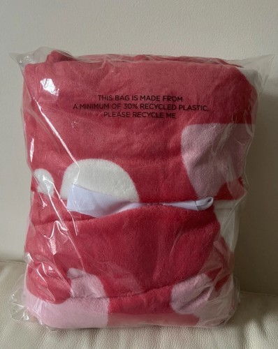 Pink let snuggle again - snuggle,