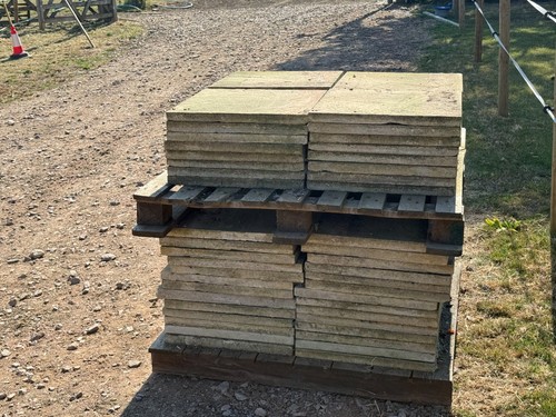 Buff riven paving slabs - buff,