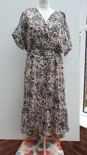 Apricot dress short - apricot, sleeve