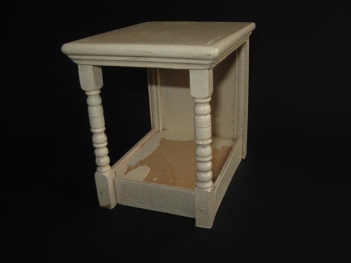 Vintage dolls house furniture - dolls,