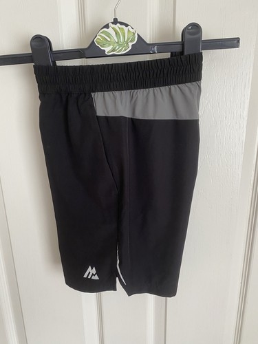 Montirex shorts boys large