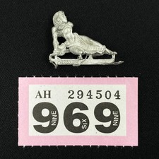 DRUKHARI SLAVE GIRL METAL DARK