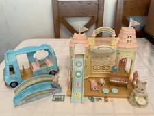 SYLVANIAN FAMILIES CASTLE