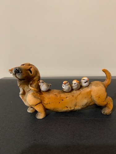 Miniature dachshund and birds - ,