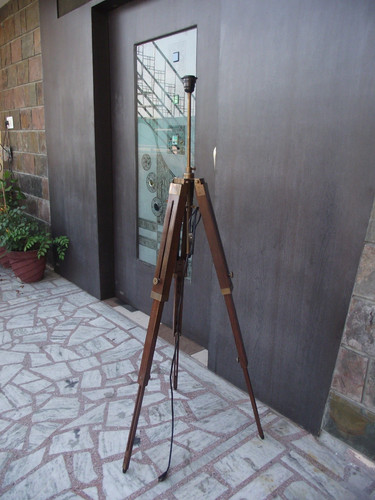 Tripod floor lamp - floor,