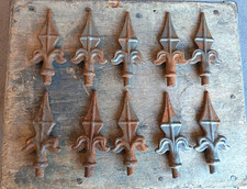 Vintage Cast Metal Spear Head Arrow Railing Fence Finials x 10