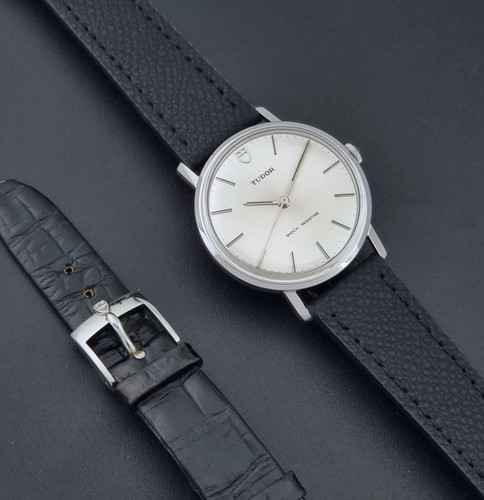 Vintage tudor 9800 watch - vintage,