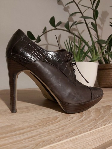 Guess womens leather - guess,