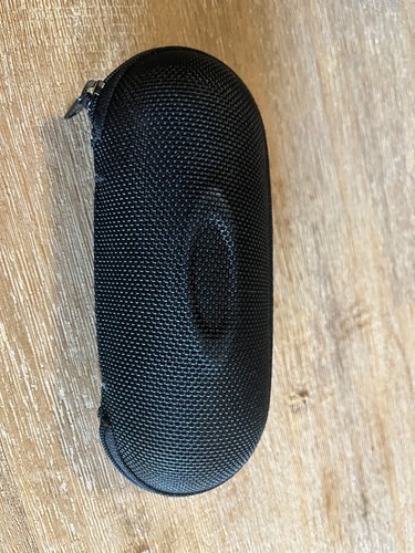 Oakley black soft vault - black,