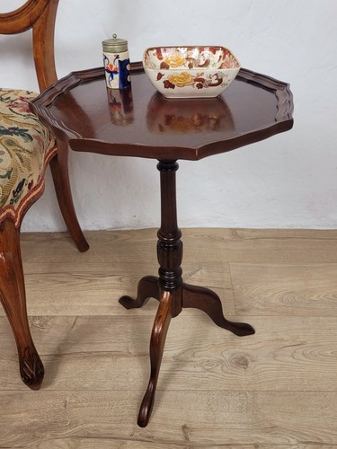 Piecrust tripod wine table - wine,