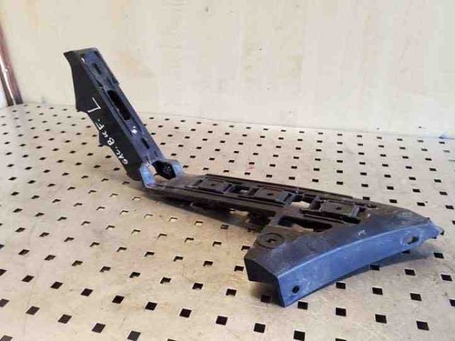 Touran 1t1 1t2 rear - touran, left