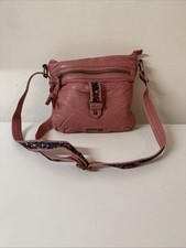 Mantaray Women's Crossbody Bag