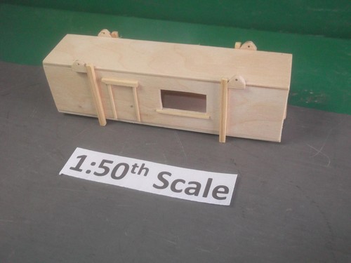 Wooden model truck load 50th - truck, 1:50th
