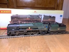 Hornby R2584 BR 4-6-2 Rebuilt