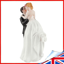 Bride & Groom Wedding Cake